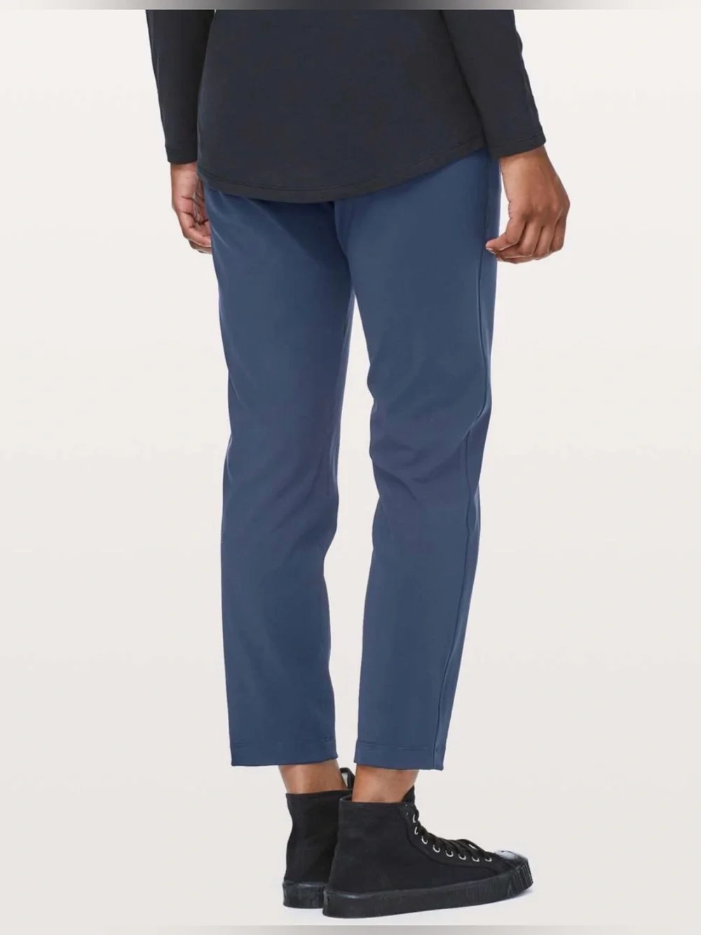 lululemon athletica On The Fly 7/8 Crop Pant in True Navy